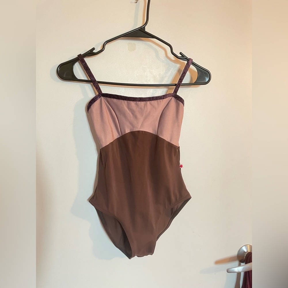 Yumiko Denise Leotard S